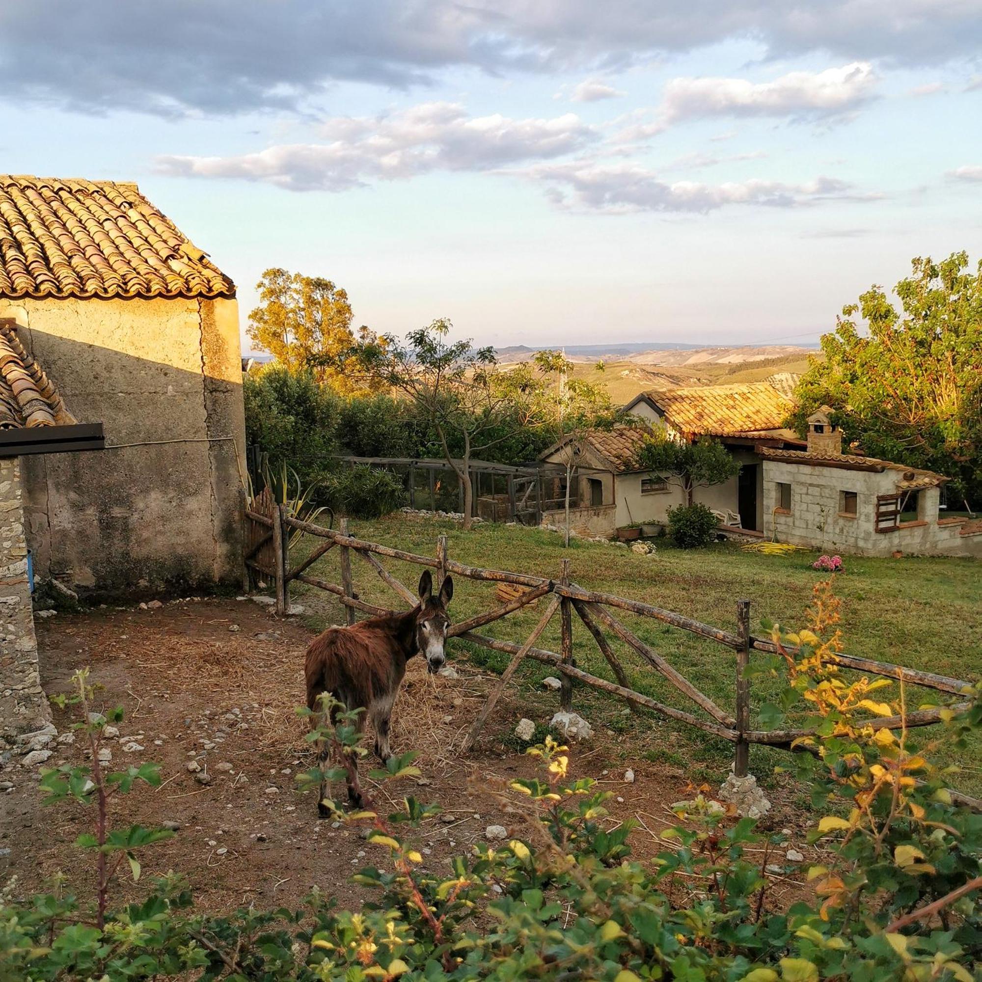 Borgo Santa Lucia Βίλα Cropani Εξωτερικό φωτογραφία